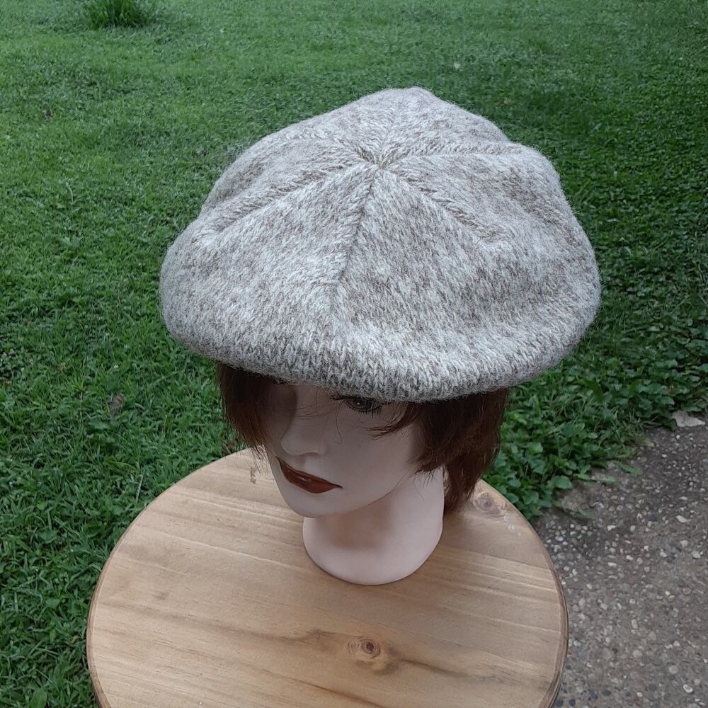Vintage Cabela's USA Newsboy/Beret pure Wool/Nylon Knit Neutrals RARE